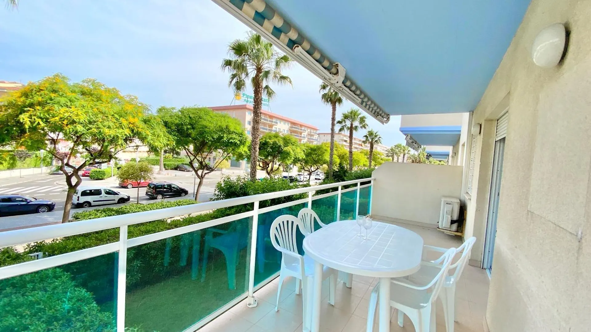 Alea Rentals - Los Juncos La Pineda Apartment